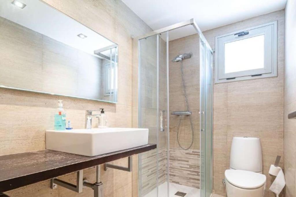 Impresionante Apartamento De 4 Dormitorios 3 Banos Y 2 Plazas De Garaje Madrid Exteriér fotografie